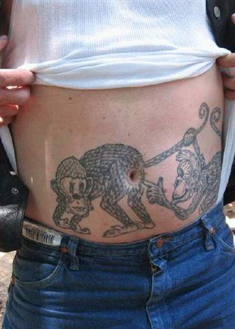 tatouage.singe.nombril